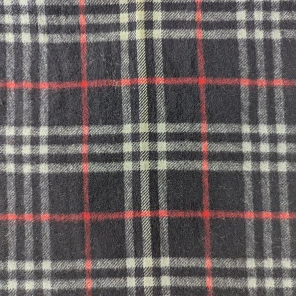 Burberry Designer Cashmere Scarf Blue Unisex – Used – Timeless Cold Weather Wear - Picture 8 of 10